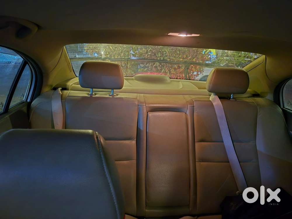 Honda Civic Hybrid 2012 Model