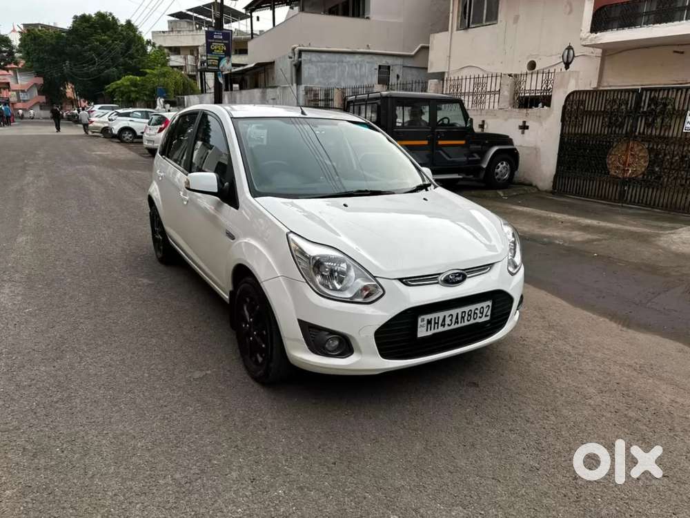 Ford Figo, 2015, Petrol
