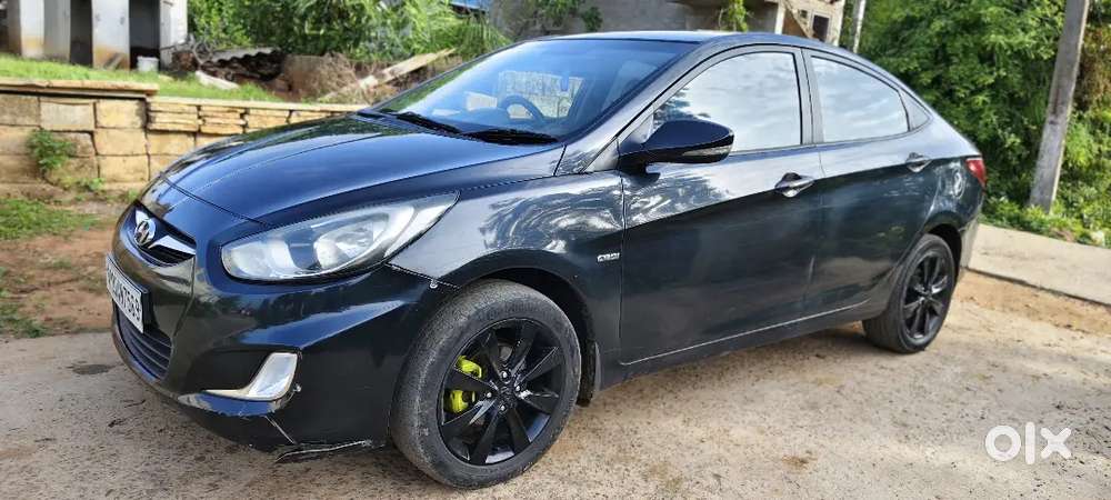 Hyundai Verna Crdi Sx 2012