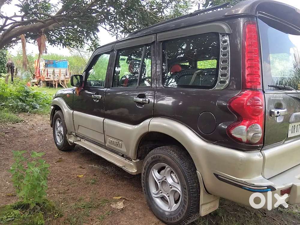 Mahindra Scorpio Vlx 2012
