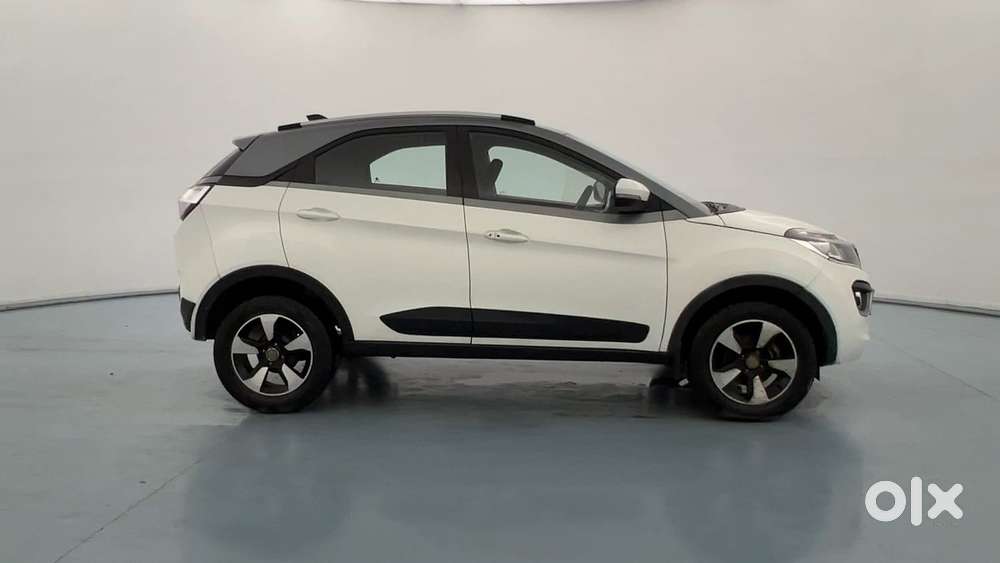 Tata Nexon 1.2 Revotron Xza Plus (o) Dual Tone, 2018, Petrol