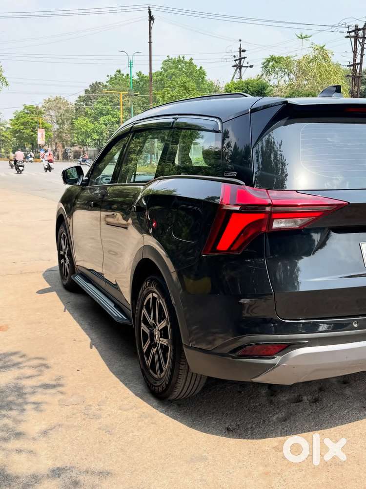 Mahindra Xuv700 2.2 Ax 7 Diesel At Luxury Pack Str, 2025, Diesel