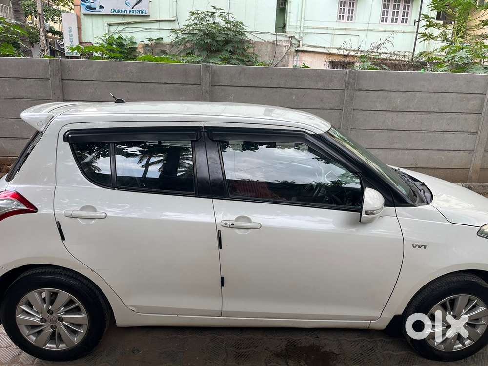 Swift Maruti Suzuki 2015
