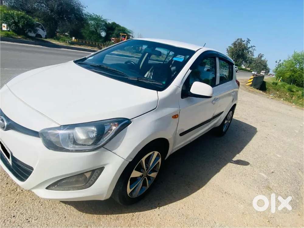 Hyundai I20 2012 Cng & Hybrids 110000 Km Driven