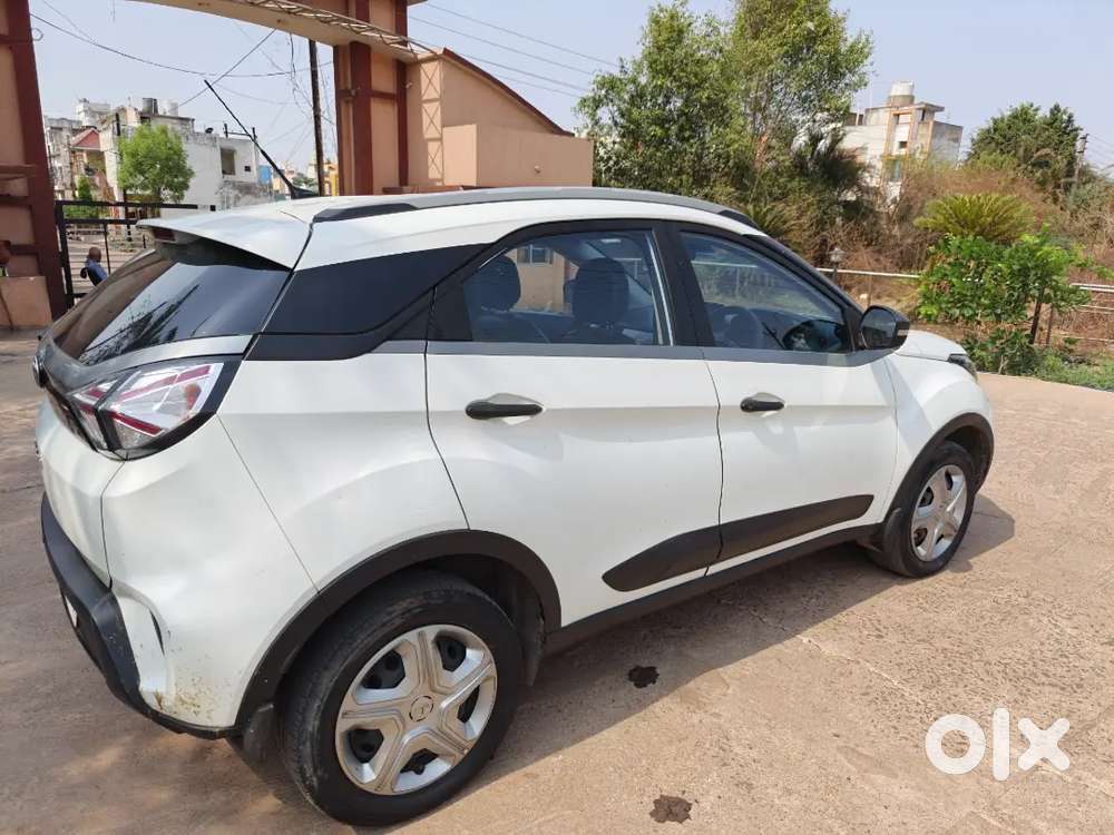 Tata Nexon Xms Diesel L Nov 2020 L 1st Owner  Excellent Condition