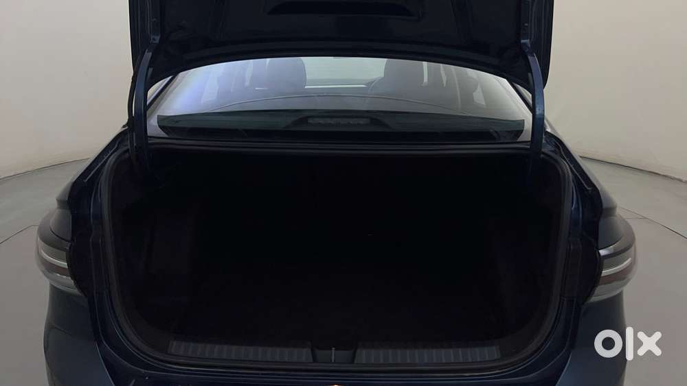Volkswagen Virtus Highline Plus 1.0 Tsi At, 2024, Petrol