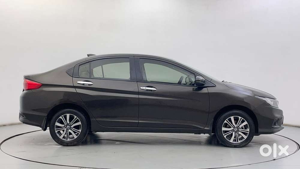 Honda City 1.5 V 4th Gen I-vtec Mt, 2022, Petrol