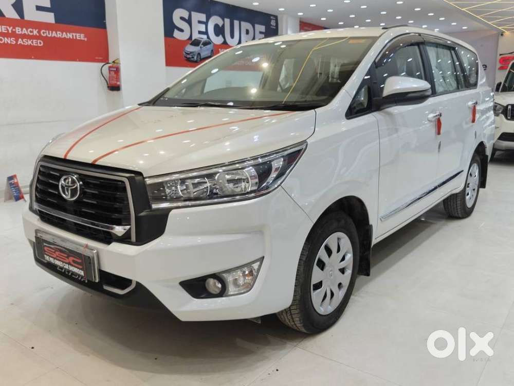 Toyota Innova Crysta [2020-ongoing] 2.4 Gx 8 Str, 2024, Diesel