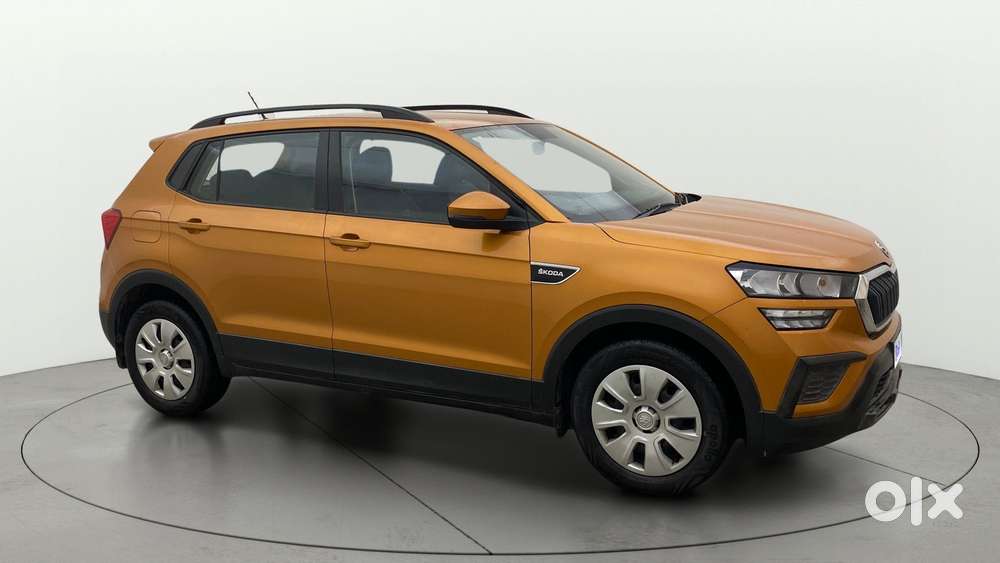 Skoda Kushaq 1.0 Tsi Active, 2022, Petrol
