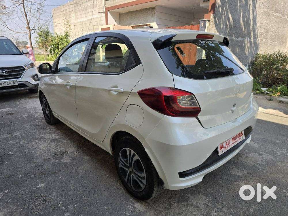 Tata Tiago 1.2 Revotron Xz (o), 2021, Petrol