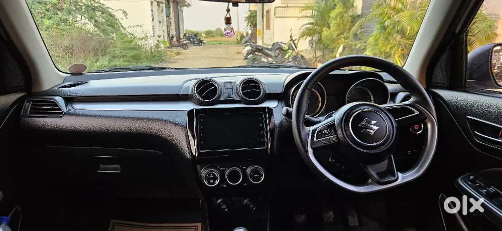 Maruti Suzuki Swift 2024 Petrol Well Maintained