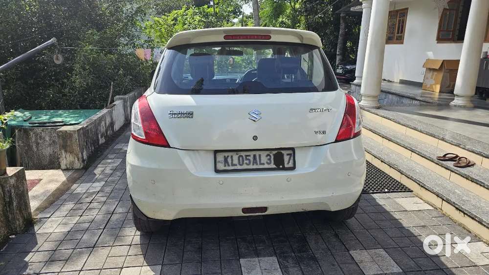 Maruti Suzuki Swift Lxi, 2015 Year/official Service Only