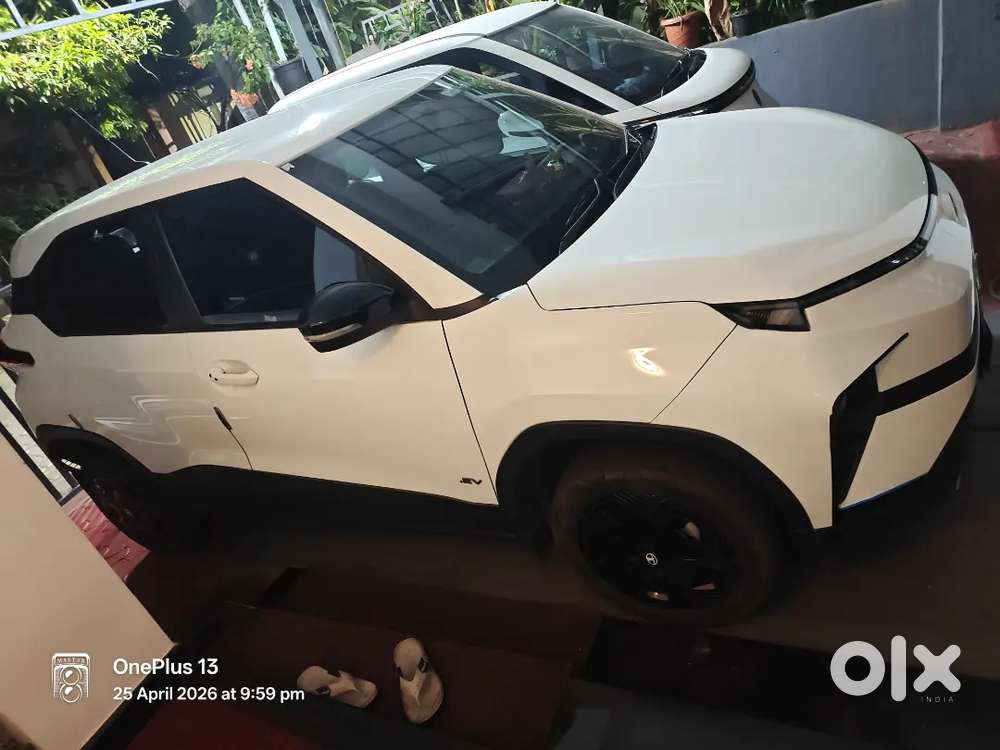 Punch Ev Adventure Lr