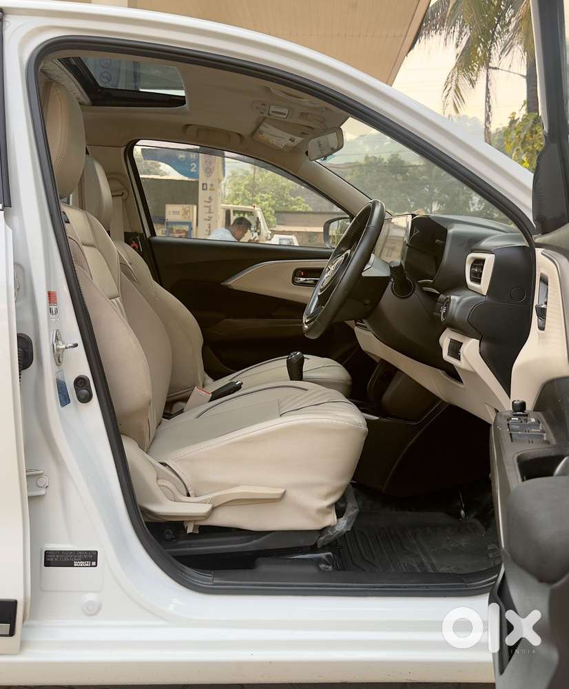 Maruti Suzuki Swift Dzire Zxi + Mt, 2025, Petrol