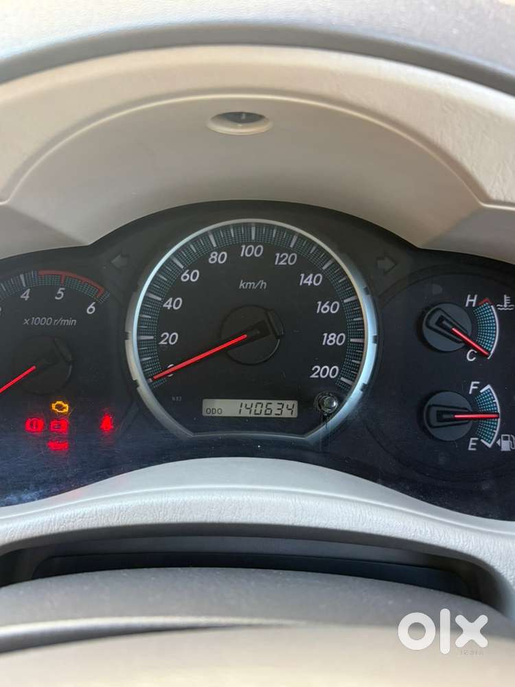 Toyota Innova 2013 Diesel Well Maintained