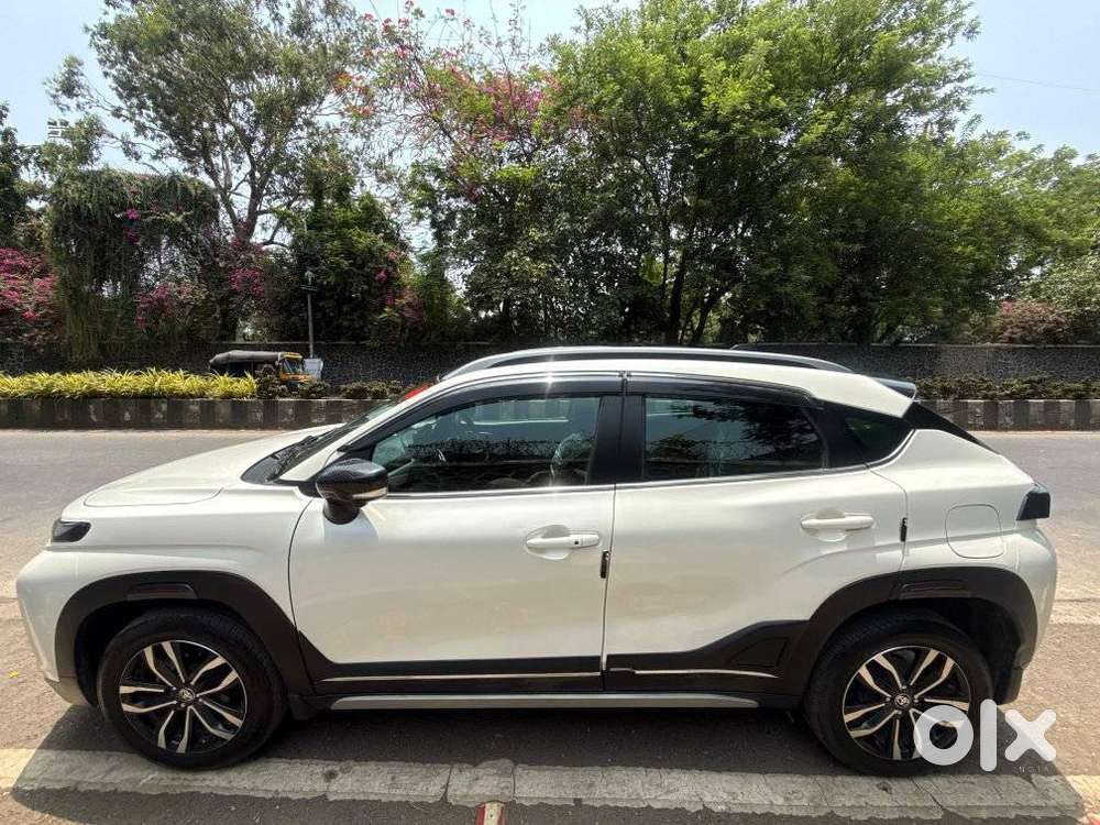 Toyota Urban Cruiser Taisor V 1.0 Petrol At, 2024, Petrol