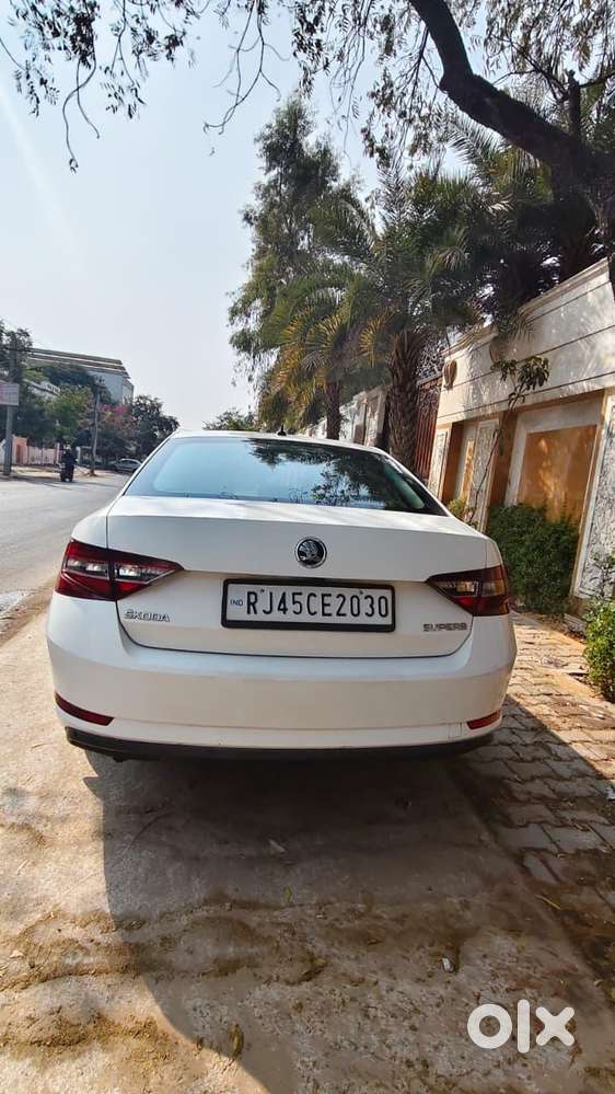 Skoda Superb Style 2.0 Tdi At, 2018, Diesel