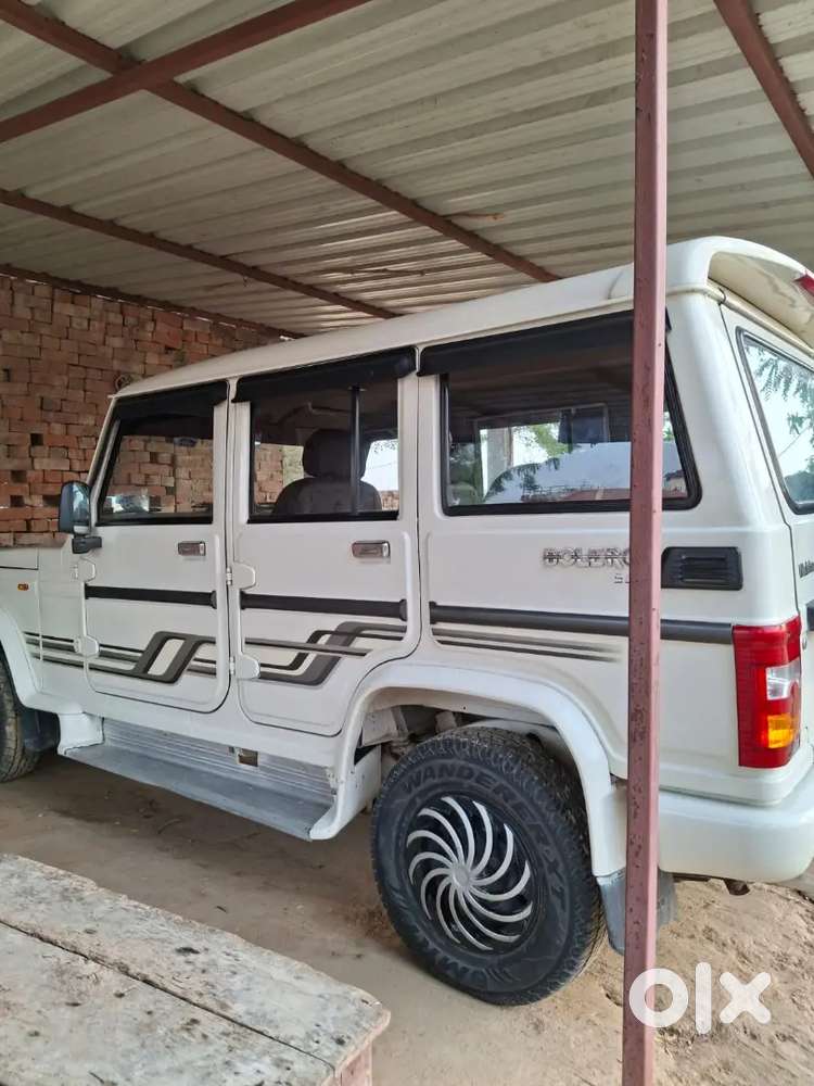 Mahindra Bolero Neo Plus 2013 Diesel 125000 Km Driven