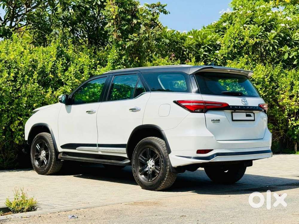 Toyota Fortuner Leader Edition (at), 2025, Diesel