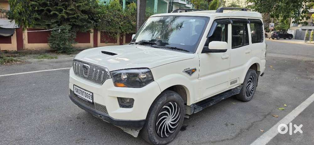 Mahindra Scorpio S6 Plus, 2016, Diesel
