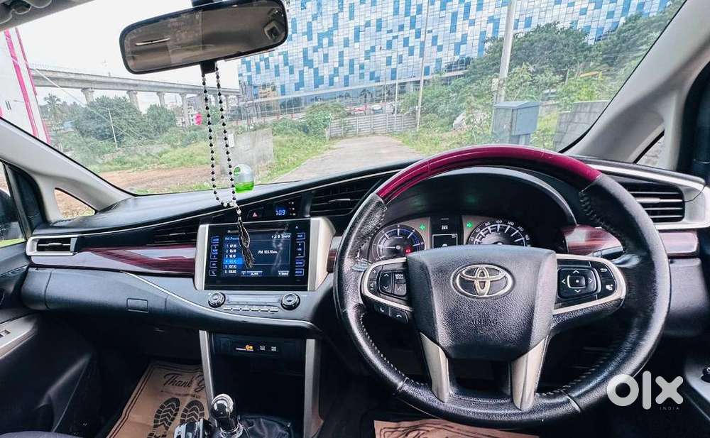 Toyota Innova Crysta 2.4 Vx Mt, 2017, Diesel