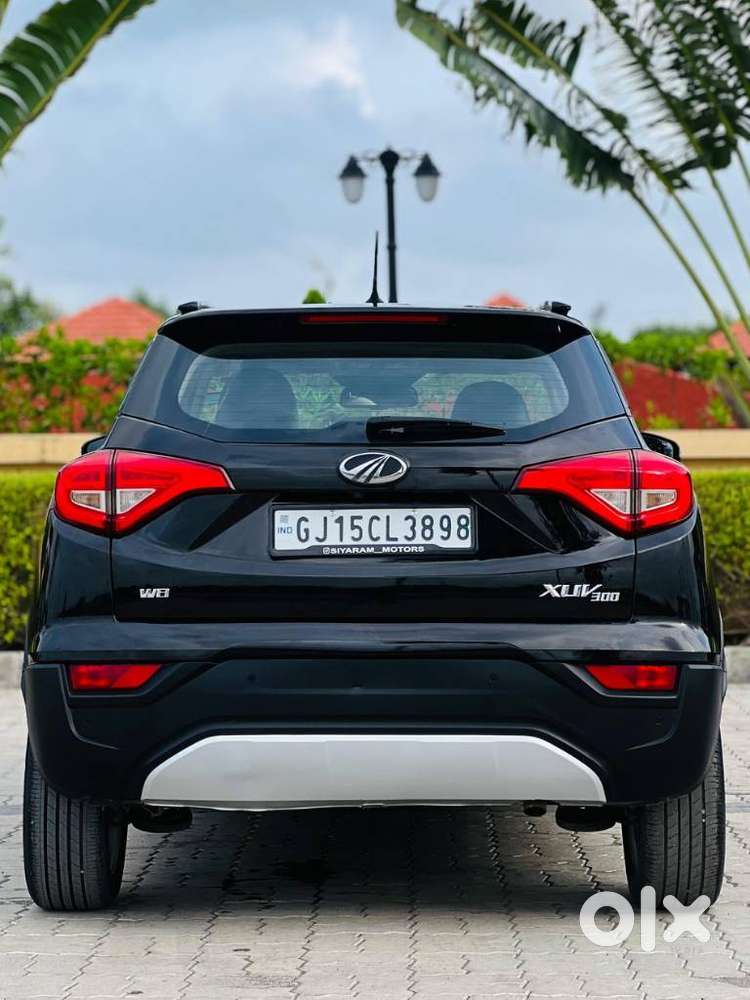 Mahindra Xuv300 W8 Option, 2021, Petrol