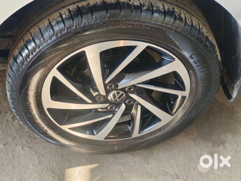 Volkswagen Virtus 1.0 Topline Tsi At, 2022, Petrol