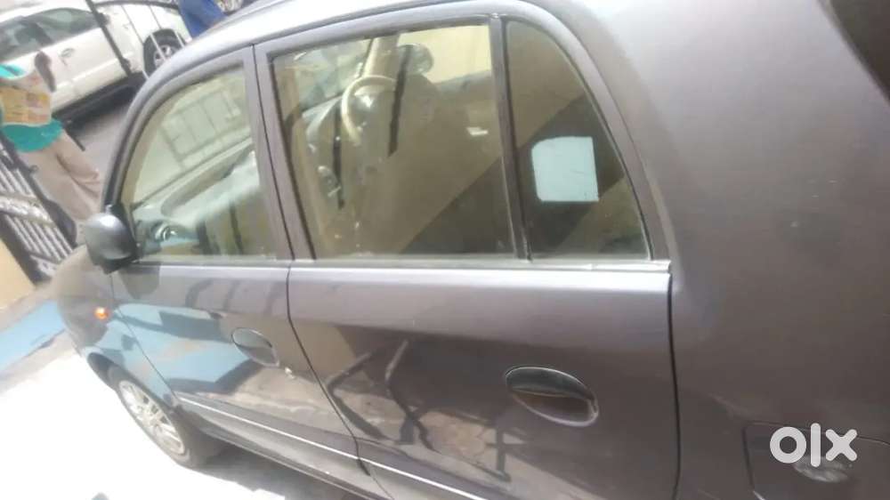 Hyundai Santro Xing Gls 2011