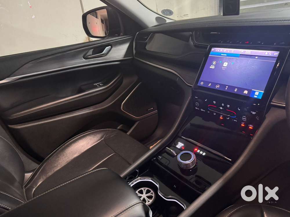 Jeep Grand Cherokee Limited (o) 4x4 At, 2024, Petrol