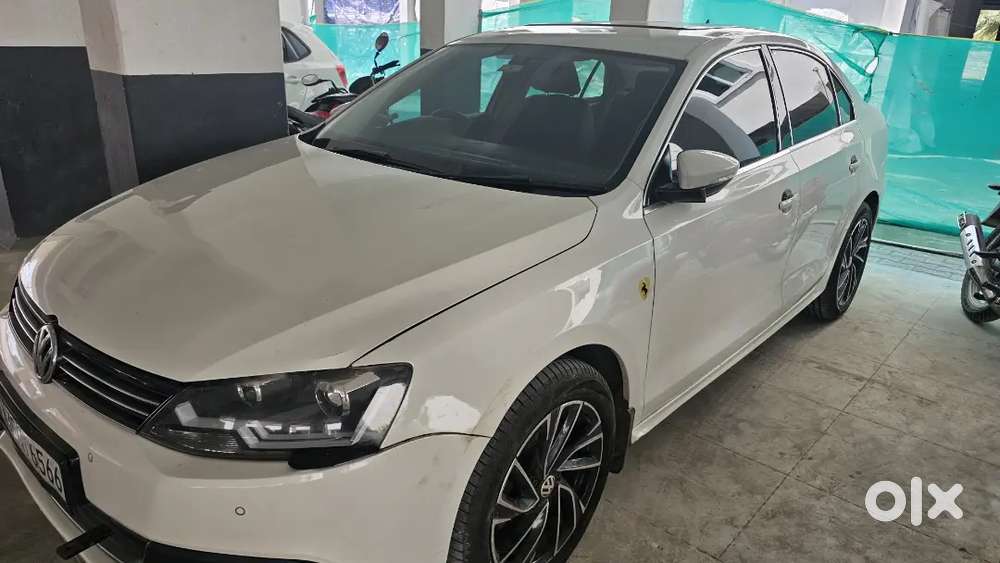 Volkswagen Jetta 2012 Diesel 2nd Owner 242000 Km Driven