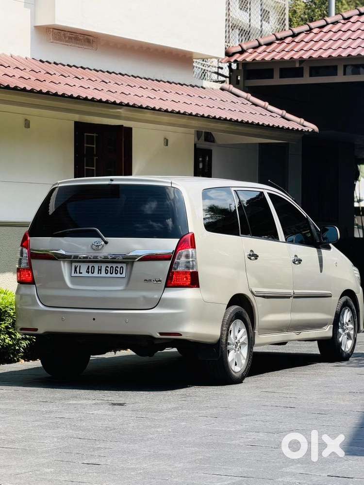 Toyota Innova 2013 Diesel Well Maintained