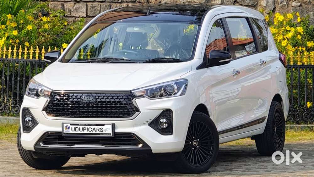 Toyota Rumion V At, 2025, Petrol