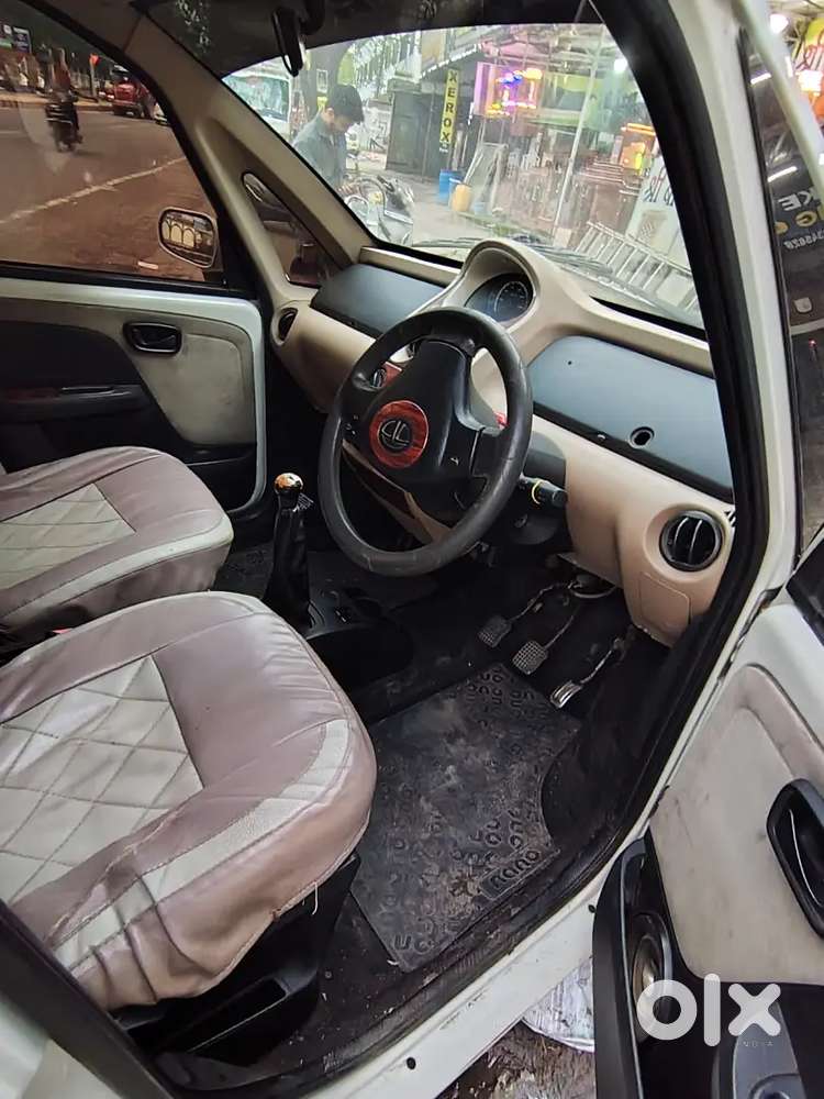 Model 2013
1st Owner
Pepar Clear 
Petrol