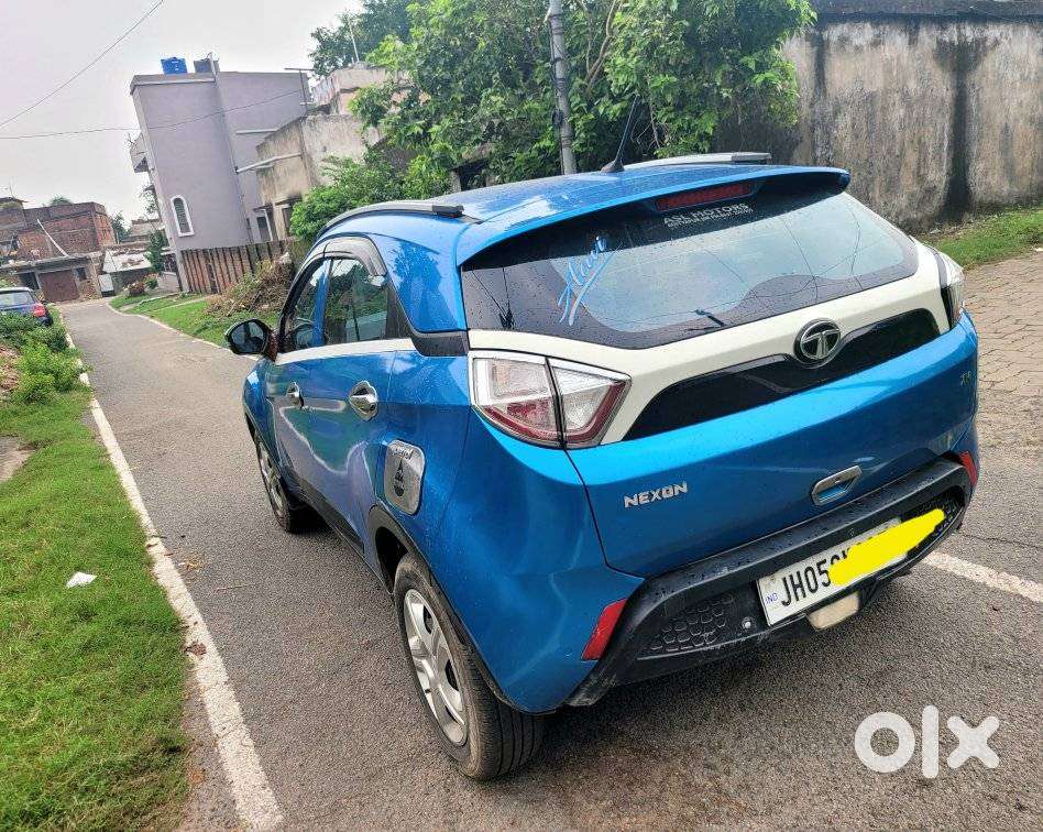 Tata Nexon 1.2 Revotron Xm (s), 2019, Petrol