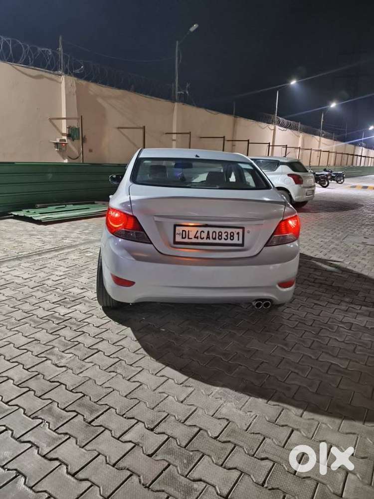 Hyundai Verna Fluidic 1.6 Vtvt Sx, 2013, Petrol