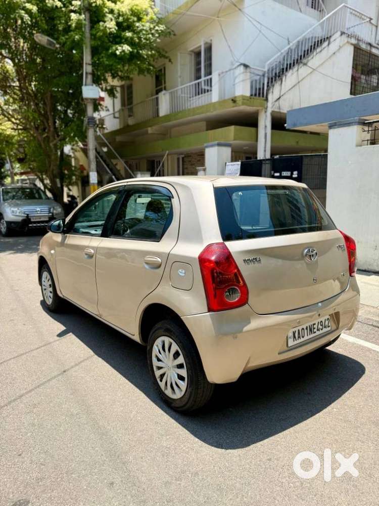 Toyota Etios Liva 2013-2014 G, 2012, Petrol