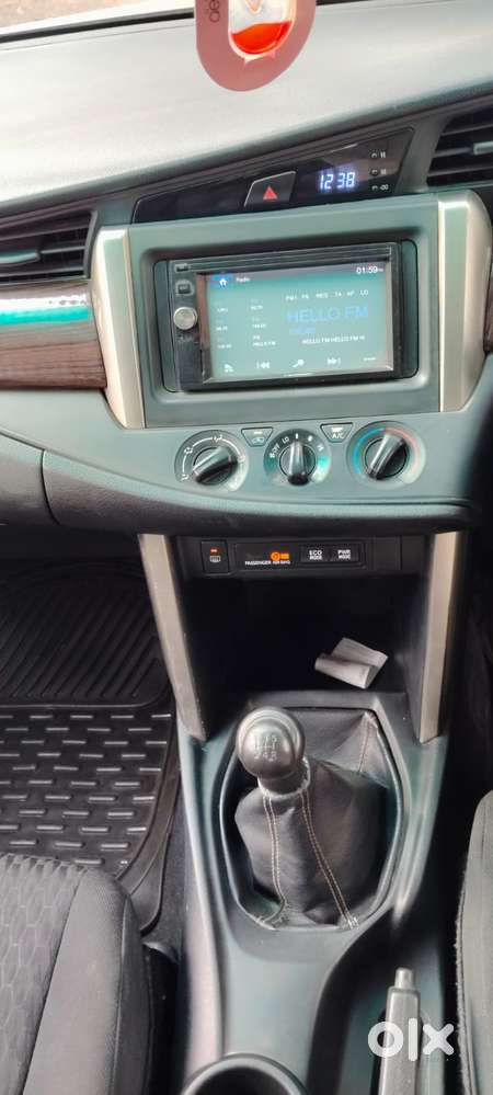 Toyota Innova Crysta 2.4 G Mt 8s, 2017, Diesel