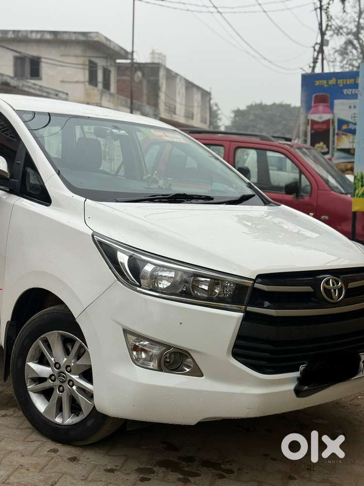 Toyota Innova Crysta 2019