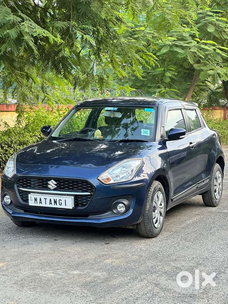 Maruti Suzuki Swift Vxi + Manual, 2022, Petrol