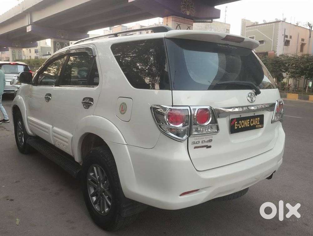 Toyota Fortuner 3.0 4x4 Manual, 2013, Diesel