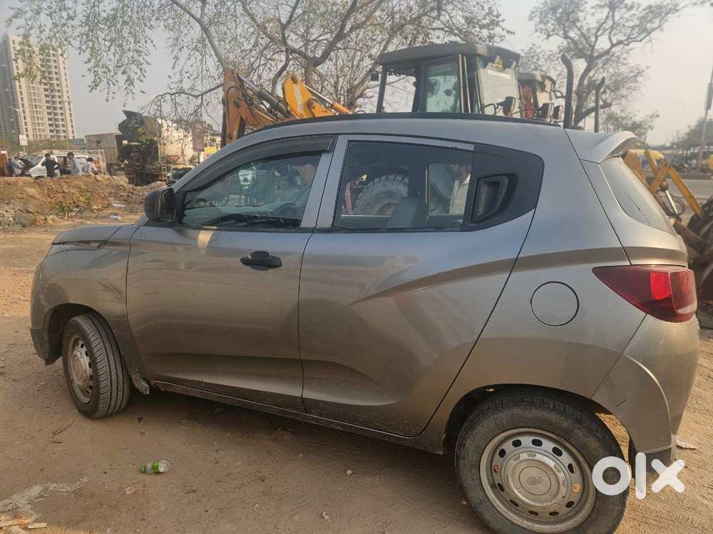 Mahindra Kuv K2 Plus 6str