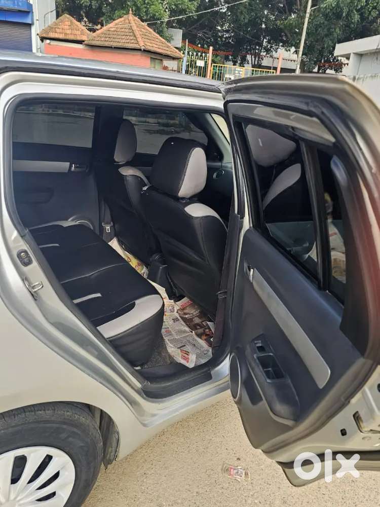 Maruti Suzuki Swift Vxi Petrol Manual 2010