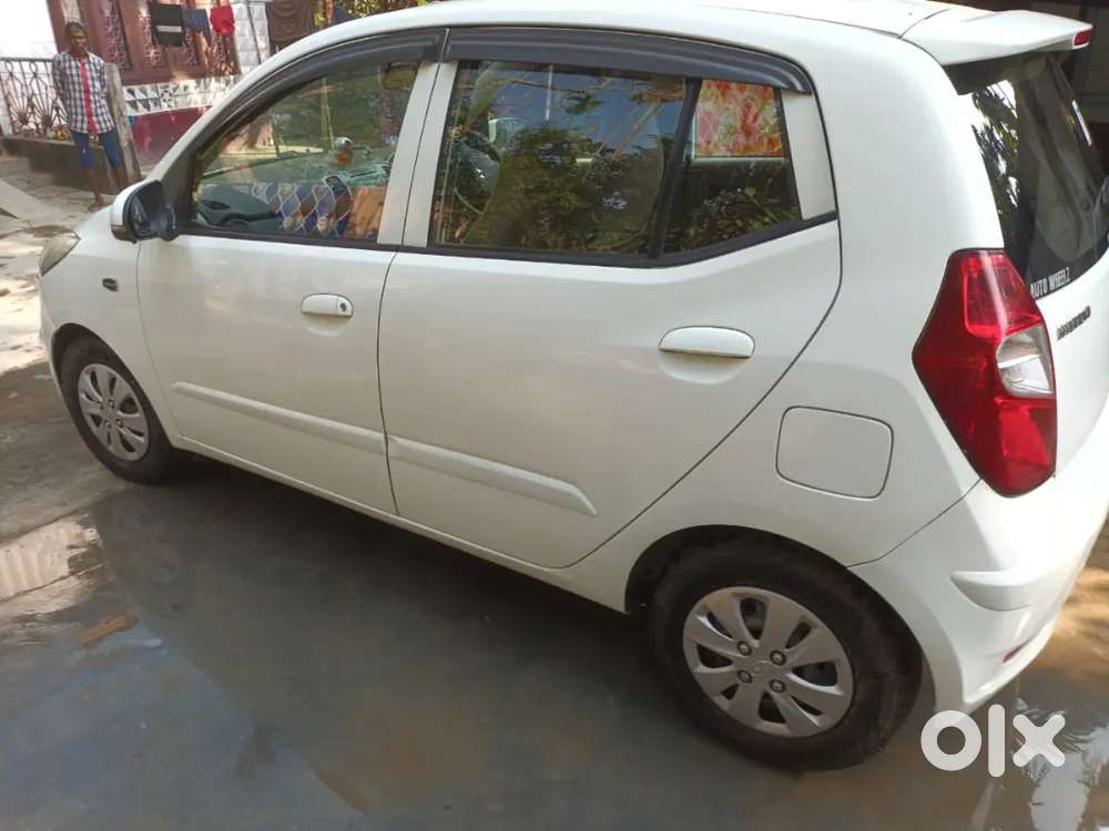 Hyundai I10 Sportz 2012 Model
