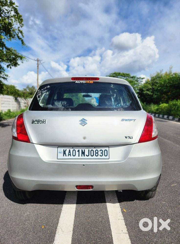 Maruti Suzuki Swift VXI, 2011, Petrol