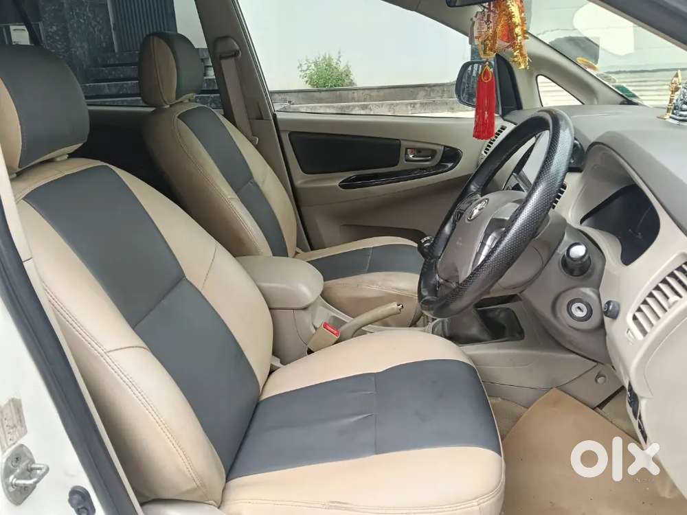 Toyota Innova Diesel 2014