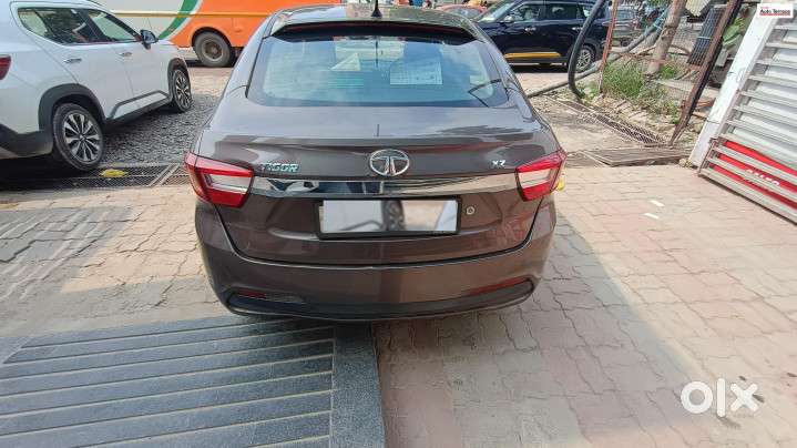 Tata Tigor Xz, 2017, Petrol