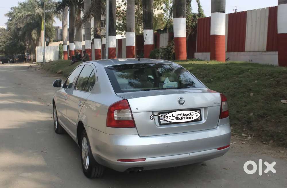 Skoda Laura 2.0 Ambiente 2011