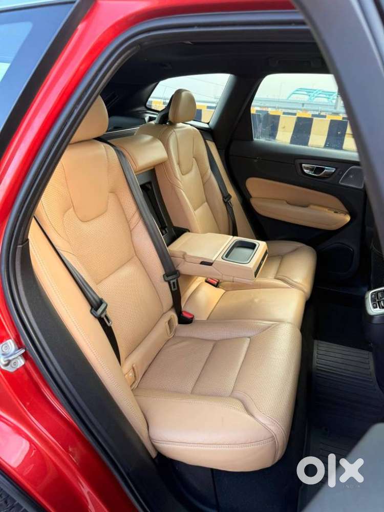Volvo Xc60 D5 Inscription, 2019, Diesel