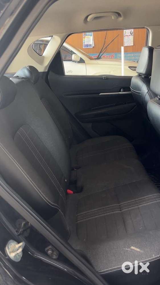 Kia Sonet Hkt Plus With Push Button Start And Drl Led Light