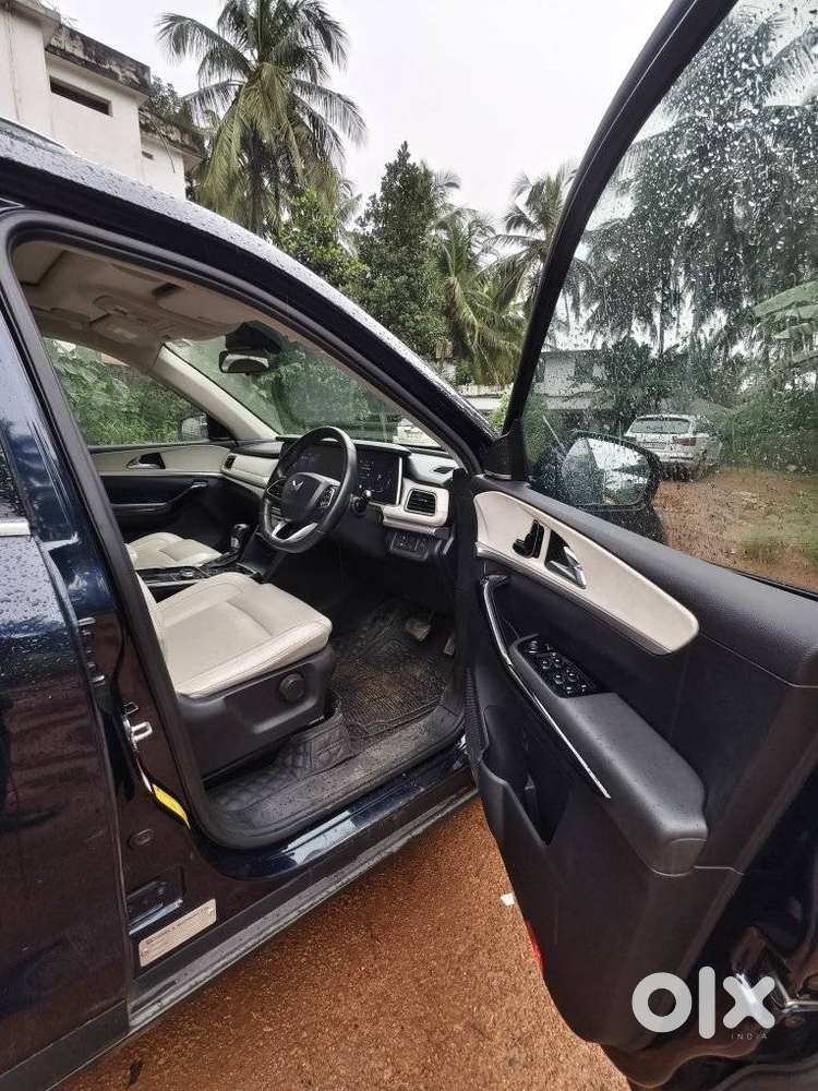 Mahindra Xuv700 2.2 Ax 7 Diesel At Luxury Pack Str, 2022, Diesel